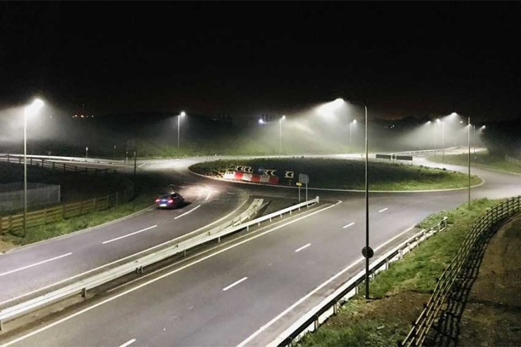 LED streetlights in Curbridge, Oxfordshire (Source: CEH, D. Boyes)