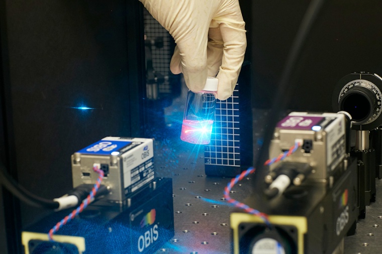 A vortex microscope captures details of 3D motion of molecules in liquid....