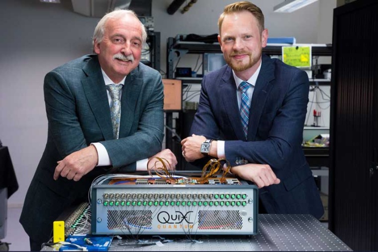 Dr Hans van den Vlekkert (left), Dr Ing Stefan Hengesbach (Source: QuiX Quantum)