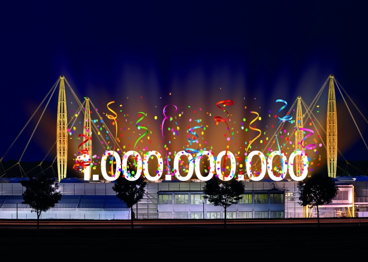 igus achieves a turnover of one billion euros for the first time - just in time...