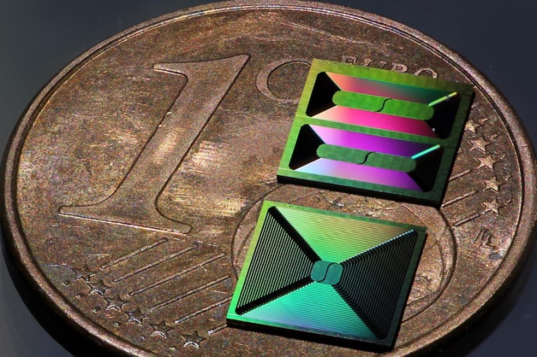 The photonic integrated circuits used in this study. (Source: T. Kippenberg,...