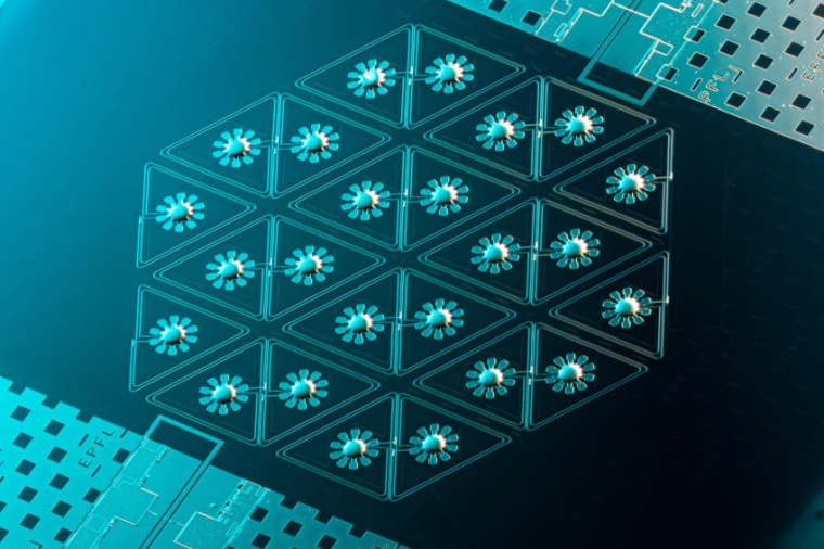 A superconducting circuit optomechanical graphene lattice. (Source: A. Bancora,...