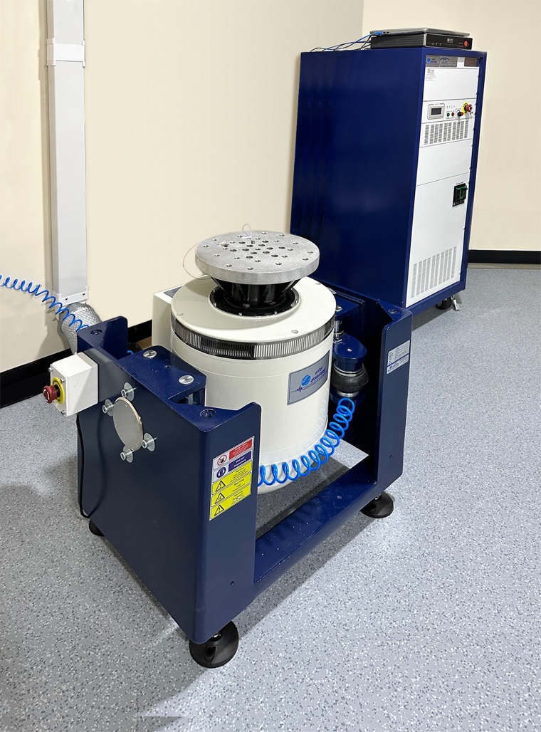 The companys new ETS MPA101-L215M vibratory shaker coupled with a DTC Venzo 880...