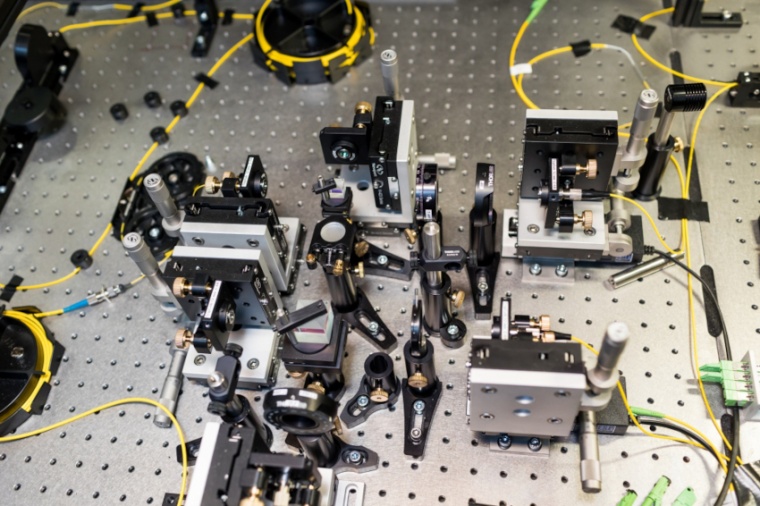 The experimental setup consists exclusively of linear components, such as...