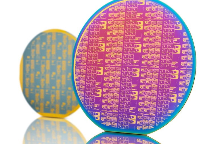 3-inch vs. 4-inch wafer comparison (Source: Smart Photonics)
