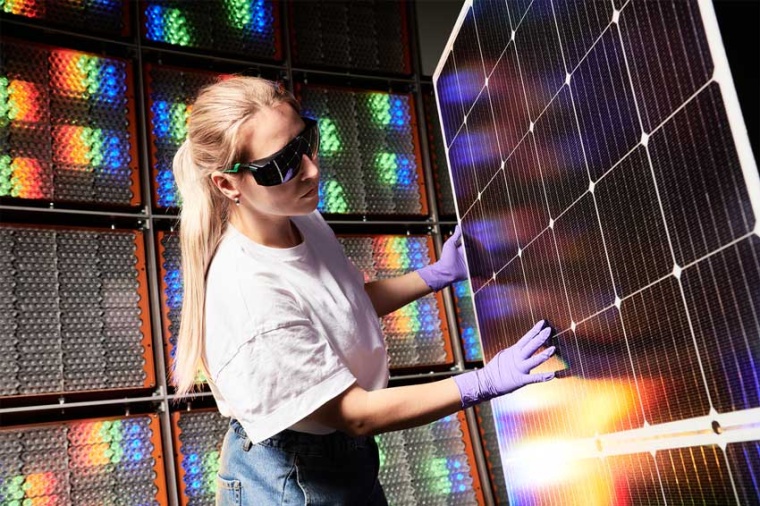 Tandem PV module (Source: Fh. ISE / Bernd Schumacher)