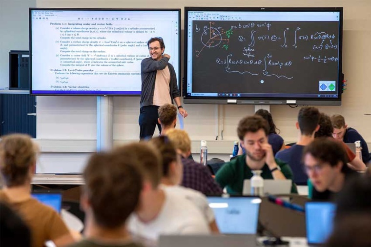 Lecture for applied physics students at Delft University of Technology with...