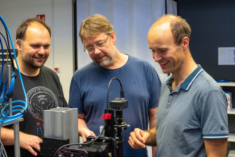 Matthias Heinrich, Alexander Szameit and Max Ehrhardt from the University of...