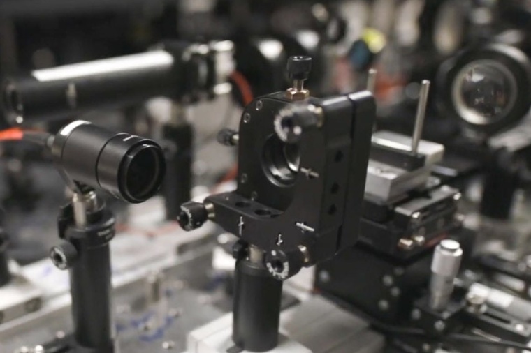 Tiny hurricanes of light could be used to transmit information. (Source: Aalto...