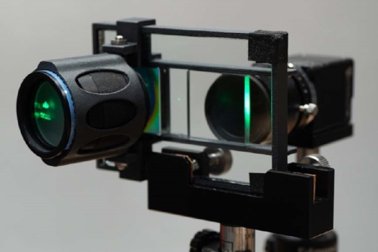 Thin optical receiving system for AR glasses. The system receives projected...