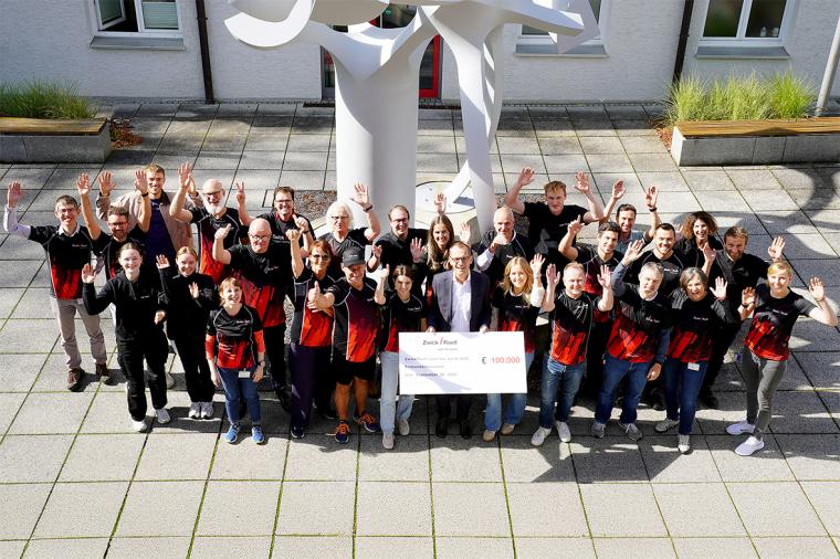 Rekordbeteiligung und Spende bei ZwickRoell Lauf-Challenge