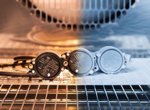Sensors in a climate chamber
