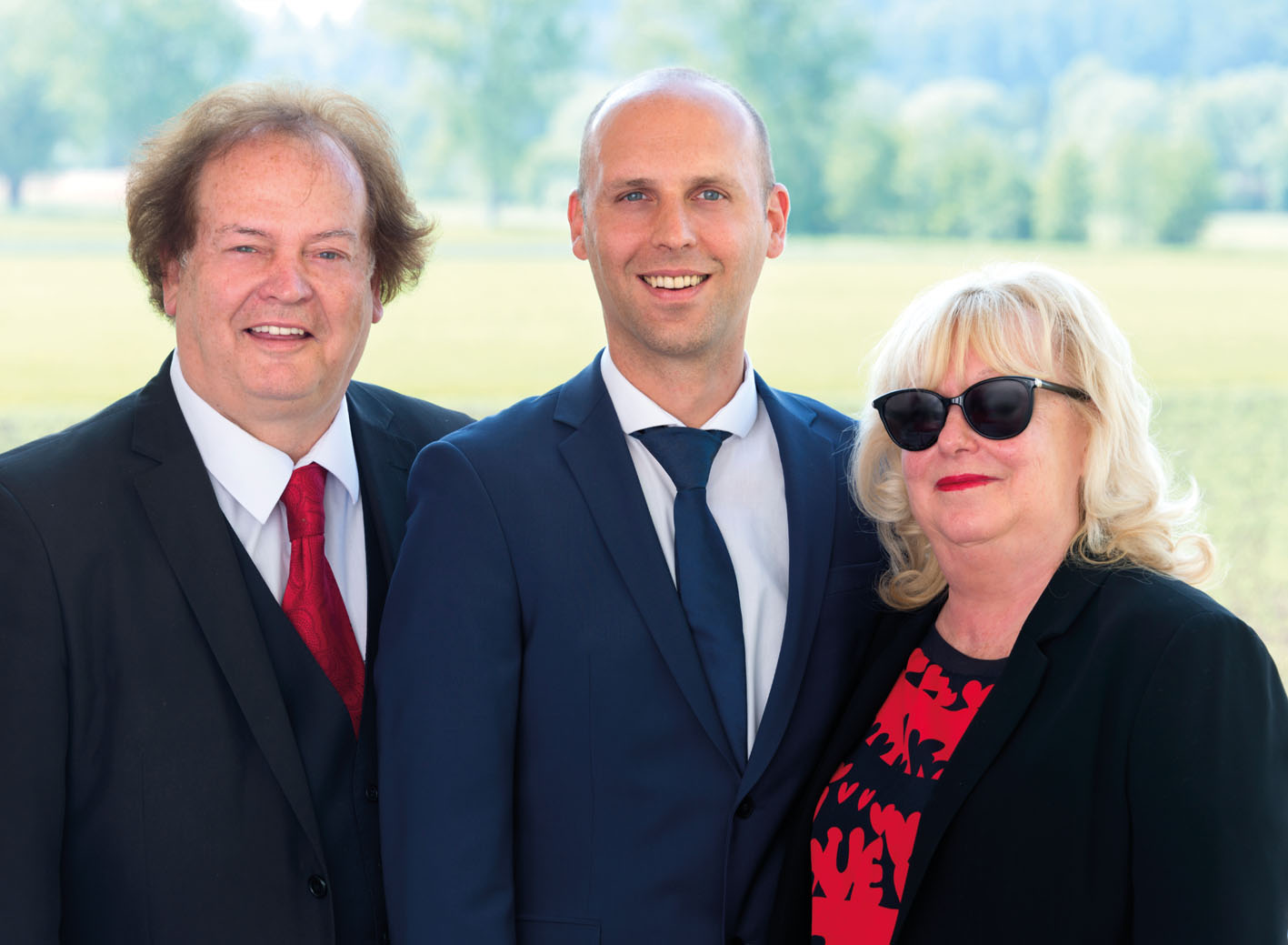 Albert, Stefan und Silvia Meilhaus sind stolz auf 45 Jahre Meilhaus Electronic.